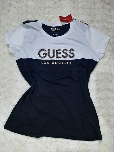 Imagen 3 de 9 de Ropa Nueva