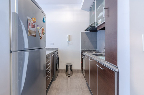 Alquiler 2 Ambientes Piso Alto Recoleta Frente