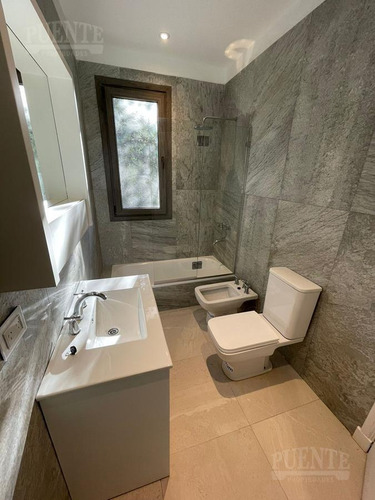 Casa 4 Dormitorios - Saint Thomas Oeste - Venta Con Renta 2026