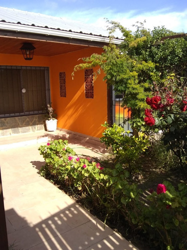 Imagen 9 de 20 de Venta En Block Casa Y Departamento, Calle 8 Nro 6165, Mar Del Tuyu, La Costa