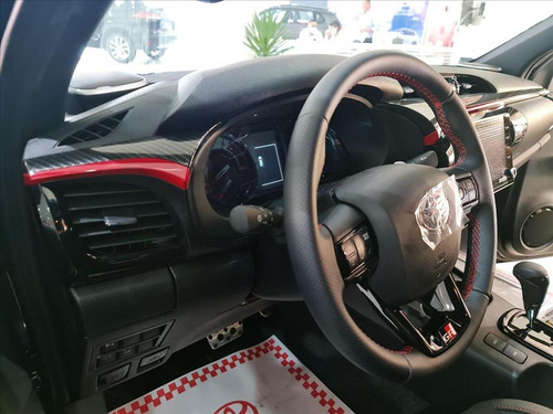 Toyota Hilux CD GR-S 4x4 2.8 TDI Dies. Aut.