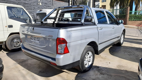 Imagen 6 de 18 de Ssangyong Actyon Sport 4x2 Ac Ll
