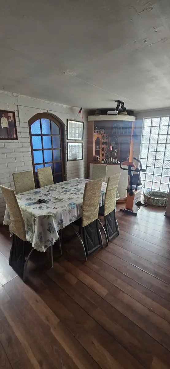 Imagen 5 de 13 de Villa Lourdes, Casa Un Piso, Solida, Vista Sur