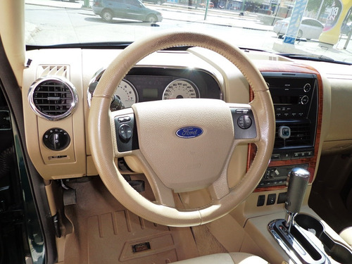 Imagen 8 de 12 de Ford Explorer Eddie Bauer 2010 V8 4x4 Automático