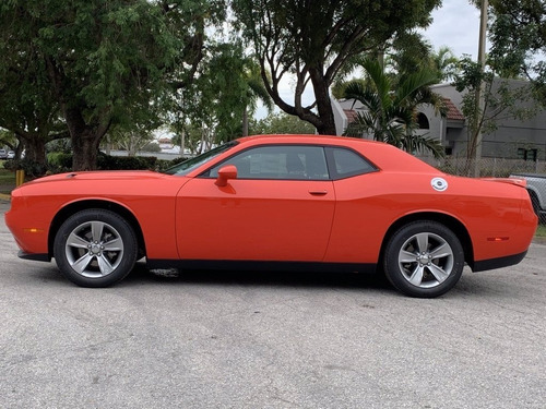 Dodge Challenger Stx