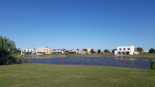 Lote En Venta  A La Laguna  Barrio San Matias   3753