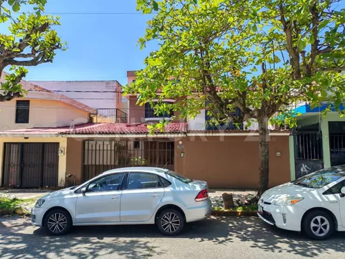 Casa En Renta, Col. Centro, Coatzacoalcos, Ver.