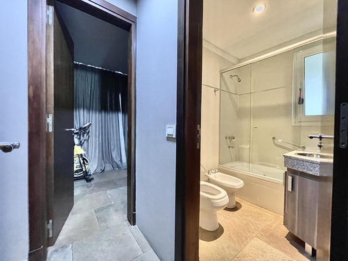 Casa En Venta En El Barrio Santa Barbara | Bancalari | Tigre