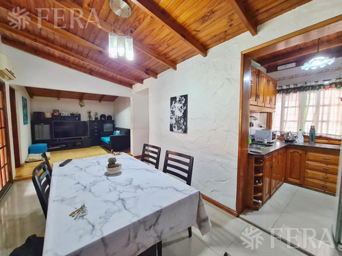 Venta Ph 3 Ambientes Con Patio En Bernal