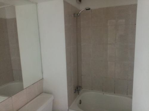 Se Arrienda Amplio Depto 1 Dormitorio En Toesca