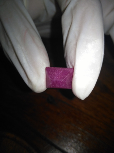 Bixbita Berilio Rojo- Corte Esmeralda - Certificado - 6.60ct
