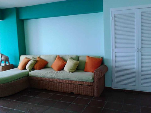 Imagen 13 de 16 de Venta De Apartamento En Playa Grande - Vargas