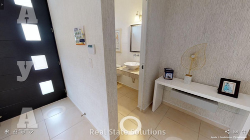 Imagen 4 de 29 de Casa En Venta Incluye 4 Paneles Solares, 3 Recamaras, 2 Niveles, Av. Petempich, Playa Del Carmen