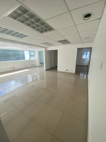 Alquilo Amplio Local Comercial 2do Piso En El Vergel Código: Pd127