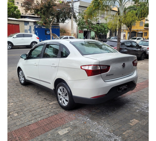 Fiat Grand Siena 1.6 MPI ESSENCE 16V FLEX 4P MANUAL