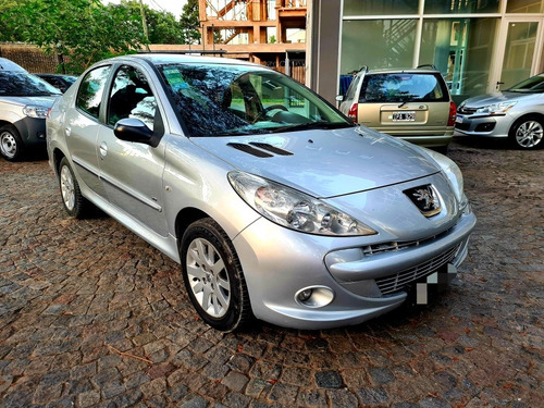 Peugeot 207 Compact Xt Hdi 1.4 2011 118.000km T/usado Fcio