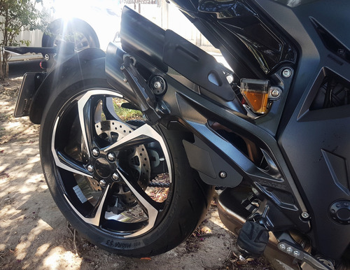 Beta Zontes R350 Espectacular