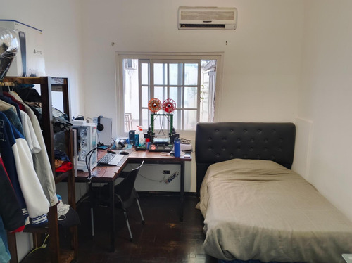 Ph En Venta - 5 Dormitorios 2 Baños - Santa Rita