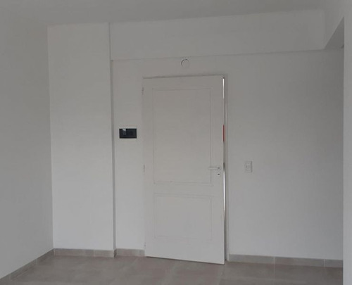 1 Dormitorio | C 75 Artigas 6961
