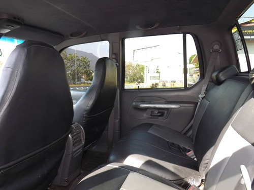 Imagen 6 de 8 de Ford Sport Trac 4x4