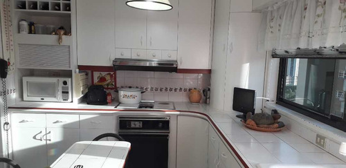 Imagen 13 de 17 de Se Vende Apto 110m2 3h/2b/4p Prados Del Este 5818