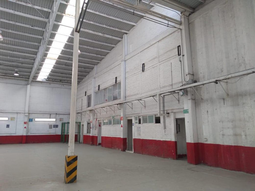 Imagen 8 de 30 de Magnifica Nave Industrial Y Comercial Muy Cerca De La Central De Abastos