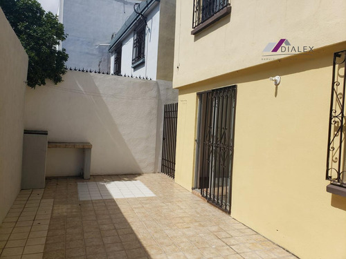Col. Rincón De La Primavera -casa En Venta Zona Conty- Excelente Ubicación En Guadalupe N.l.