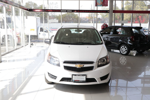 Imagen 1 de 15 de Chevrolet Aveo 2018 1.6 Ls Mt