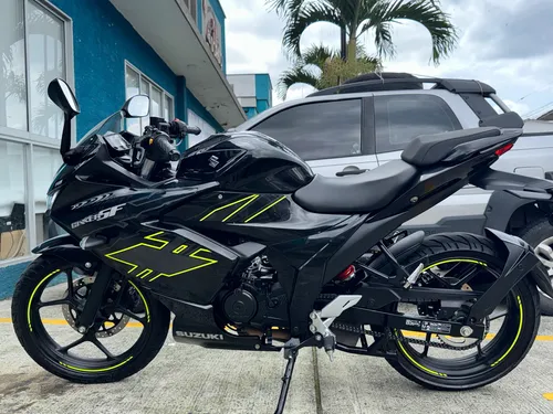 Vendo Moto Gixxer 150 Como Nueva
