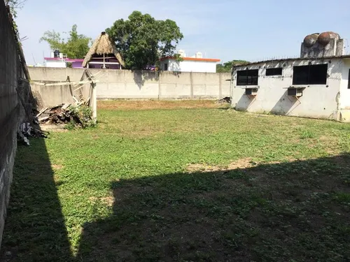 Venta Gran Terreno Con Casa 3 Rec. Col. Zapote Gordo Tuxpan Veracruz