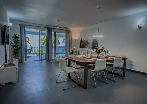 Espacioso Y Moderno Apartamento De Venta Con Hermosa Vista Al Mar En La Costa De Sosúa!