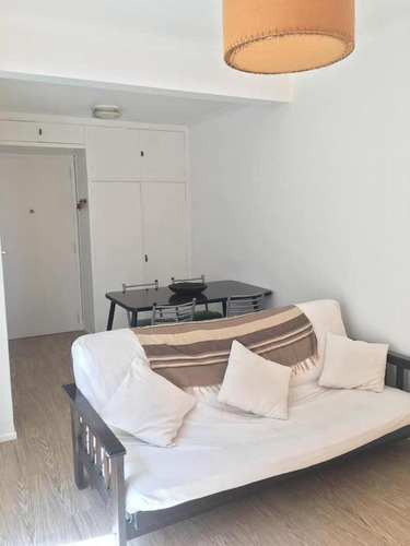 Departamento 2 Ambientes - Caballito - Repetto 200