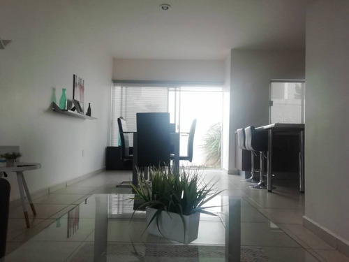 Imagen 5 de 20 de Casa En Renta, Rancho Santa Monica, Av. La Paz, Aguascalientes, Rcr 404863.