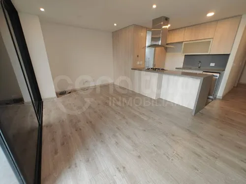 Apartamento En Arriendo Las Palmas 472-7039