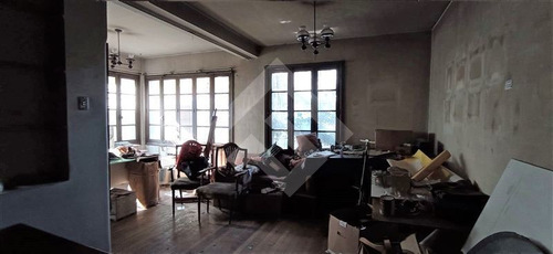 Imagen 3 de 16 de Casa En Venta De 4 Dorm. En Santiago