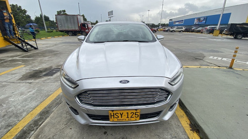 Imagen 2 de 19 de Ford Fusion