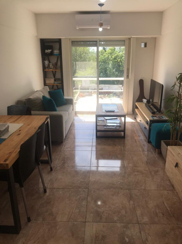 Imagen 3 de 14 de Excelente Departamento 2 Ambientes En Moron, Como Nuevo