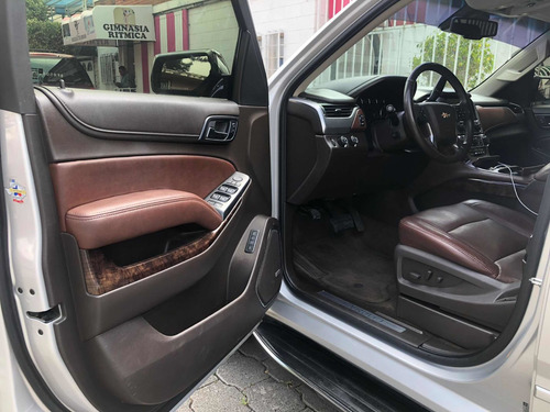 Imagen 11 de 14 de Chevrolet Suburban 5.3 Ltz V8 4wd 2da Cubo At 2015