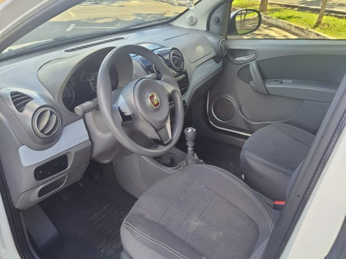 Fiat Palio Palio 1.4 MPI ATTRACTIVE 8V FLEX 4P MANUAL