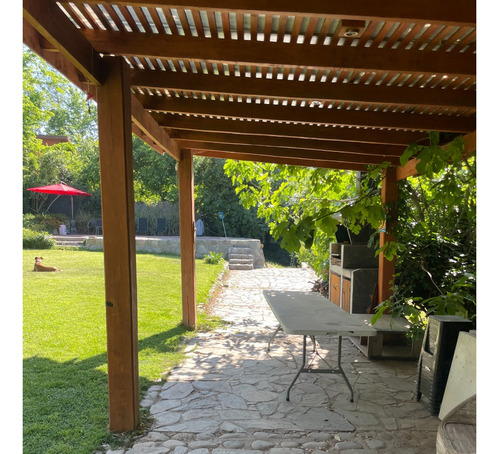 Casa Moderna En El Arrayan Con Maravillosa Vista Y Jardín.