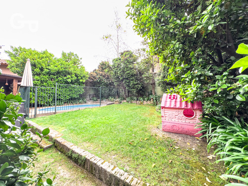 Amplia Casa En El Carmen, Ideal Para Familia Numerosa