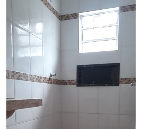 Casa Nova Com Piscina Próximo A Mercados, Escolas, Transportes...