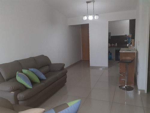 Imagen 5 de 14 de Best House Vende Apartamento En El Solar De La Quinta