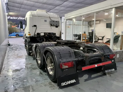 Scania P360 6x2 Año 2013