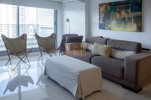 Apartamento En Venta En Torre Esmeralda De 3 Dormitorios , En Punta Del Este