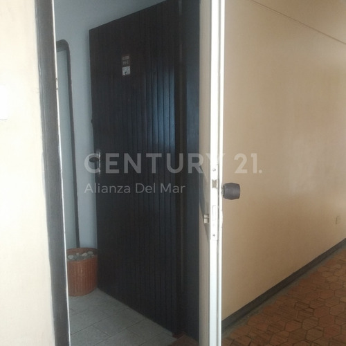 Imagen 3 de 11 de Venta Ph En Macuto Las 15 Letras