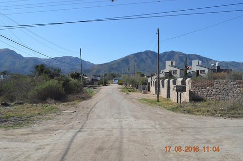 Tres Lotes Contiguos Y Frente De Manzana 1800 M2 Zona Poblada Capilla Del Monte A Metros Ruta 38