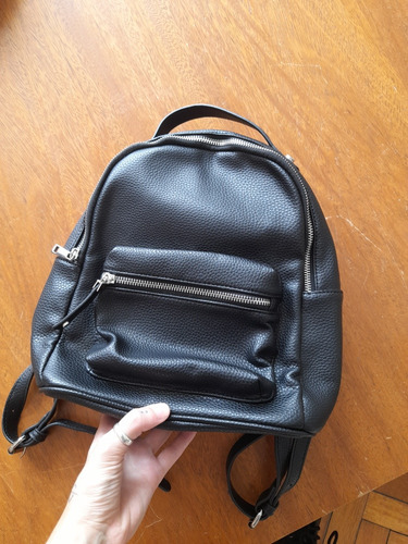 Bolso Tipo Mochila Negro Marca Isadora 