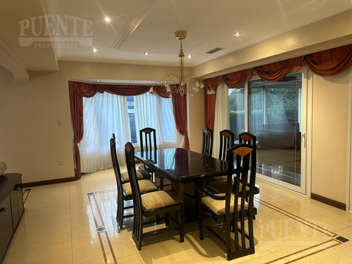 Importante Casa En Venta En Saint Thomas Sur 4 Dormitorios Escritorio Y Dependencias
