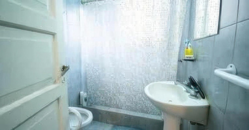 Casa En Venta - 2 Dormitorios 2 Baños - 300mts2 - City Bell